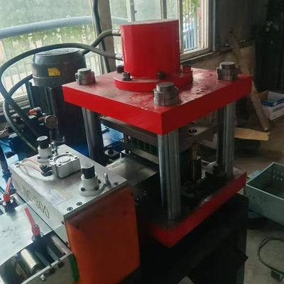 Harga yang bagus Chain Drive Cable Tray Making Machine Untuk Custom Dimensi L * W * H Panel Dan Panel Custom on line