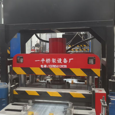 Harga yang bagus Mesin Penutup Cable Tray Baja Dengan Tegangan 380V Dan Desain Disesuaikan on line