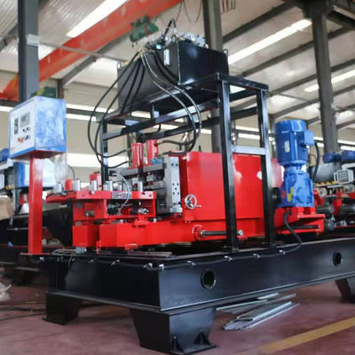 Harga yang bagus Mesin penutup saluran kabel presisi 380V Peralatan penutup baki kabel 15m / min on line