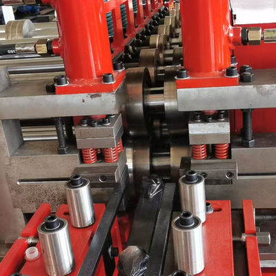 Goede prijs. 15m/min Kabelbakbedekking Machine PLC Productieoplossing op maat online