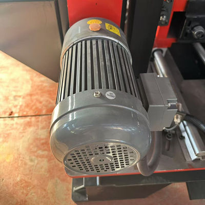 Harga yang bagus PLC dikendalikan Mesin Penggelekan Tray Kabel Logam dengan 220V Tegangan dan Penggelekan Precision on line