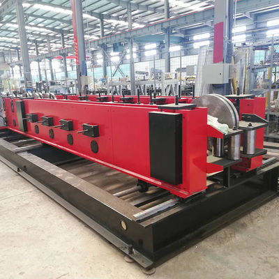 Un buen precio. Control de PLC Máquina de fabricación de bandejas de cable automático tipo escalera con pantalla táctil en línea