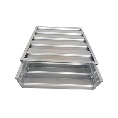 Un bon prix. Plateau de câbles en acier inoxydable à haute résistance à la corrosion 100 mm avec conception personnalisée en ligne