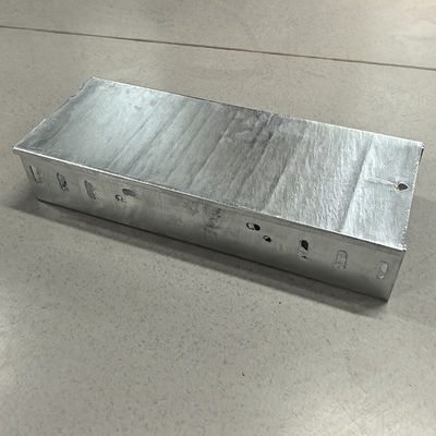 قیمت خوب سینی نصب شده / کف نصب شده گالوانیزه سینی کابل گرم غوطه ور شده سفارشی شعاع خم ساختمان سینی کابل آنلاین