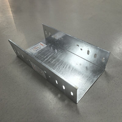 Ein guter Preis. Hot Dip Galvanisiertes Kabelfach für Innen- und Außenkabelfach Hdg 3m-6m Online