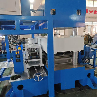 Un buon prezzo. Macchina per la formazione di rotoli di vassoio per cavi regolabile automaticamente da 100 a 500 mm in linea